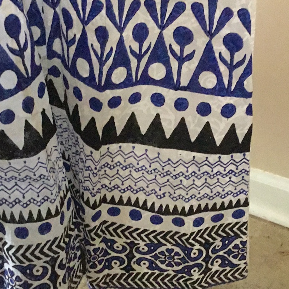 Trishaa Women’s Blue White Gold Embroidered Indian Ethnic Dress Size S NWT - Picture 7 of 10